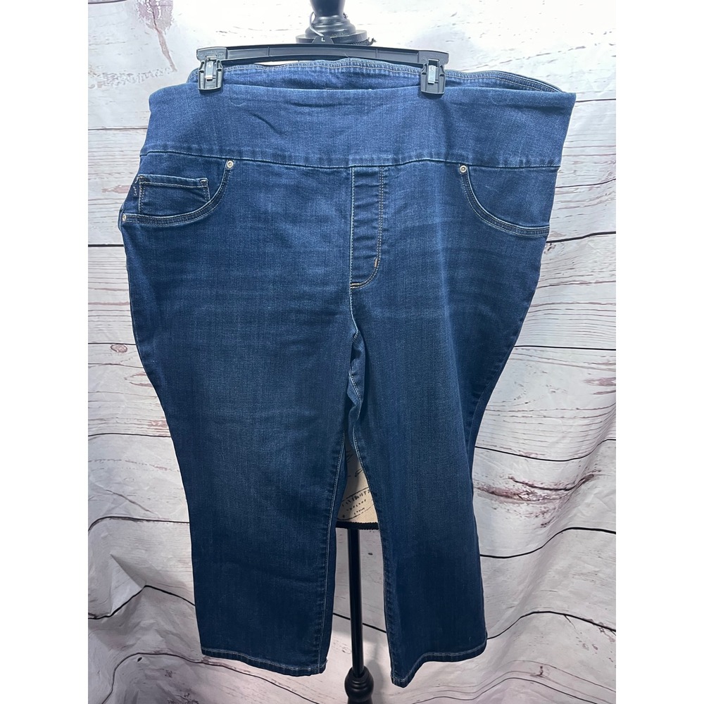 Lee Sculpting Slim Fit Mid Rise Pull On Capri Jeans Dark Wash Blue Plus Size 24W